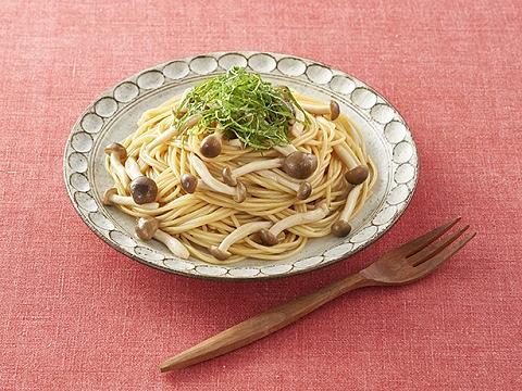 出汁がしみる！和風きのこパスタ