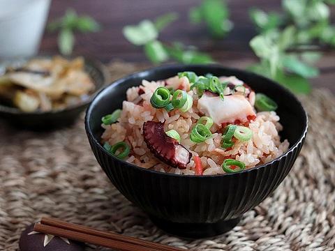 紅しょうがたこ飯