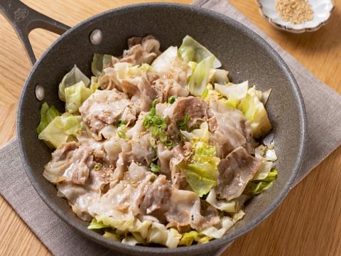 豚バラキャベツの昆布ぽん酢蒸し